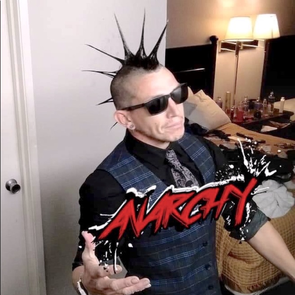 Meet your Posher, Buddy